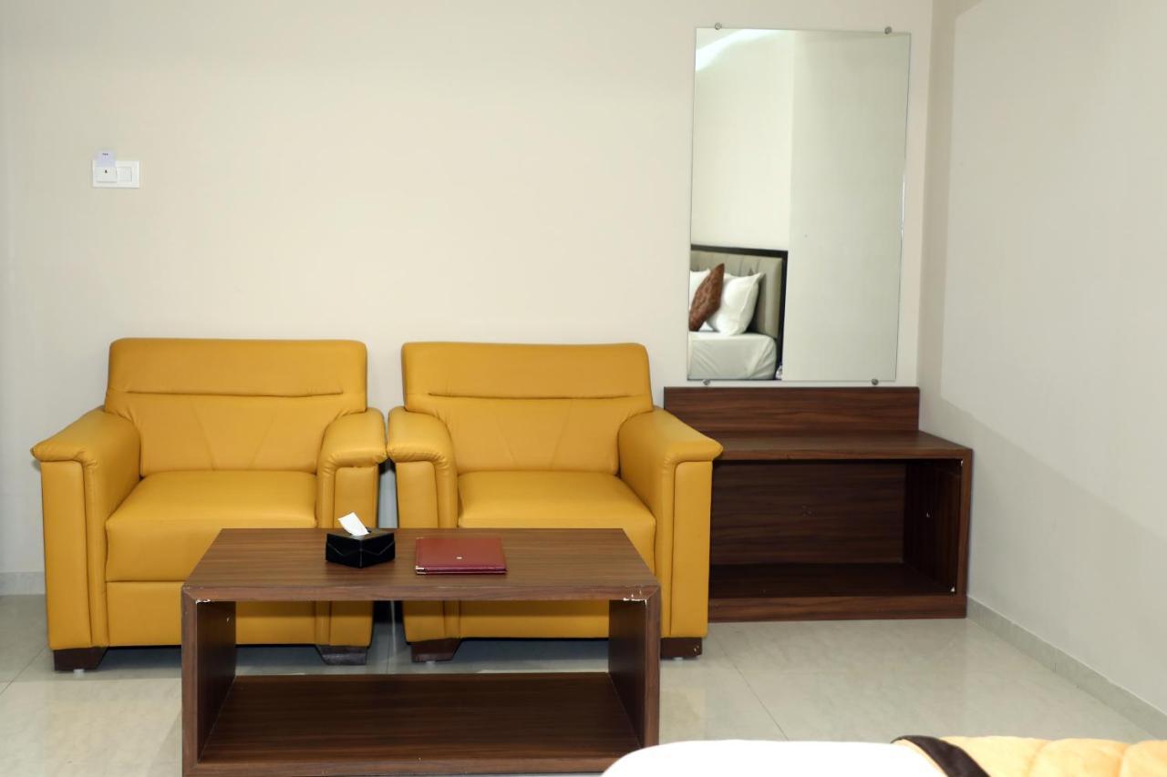Vov Hotels Vijayapura Bijāpur Exterior foto